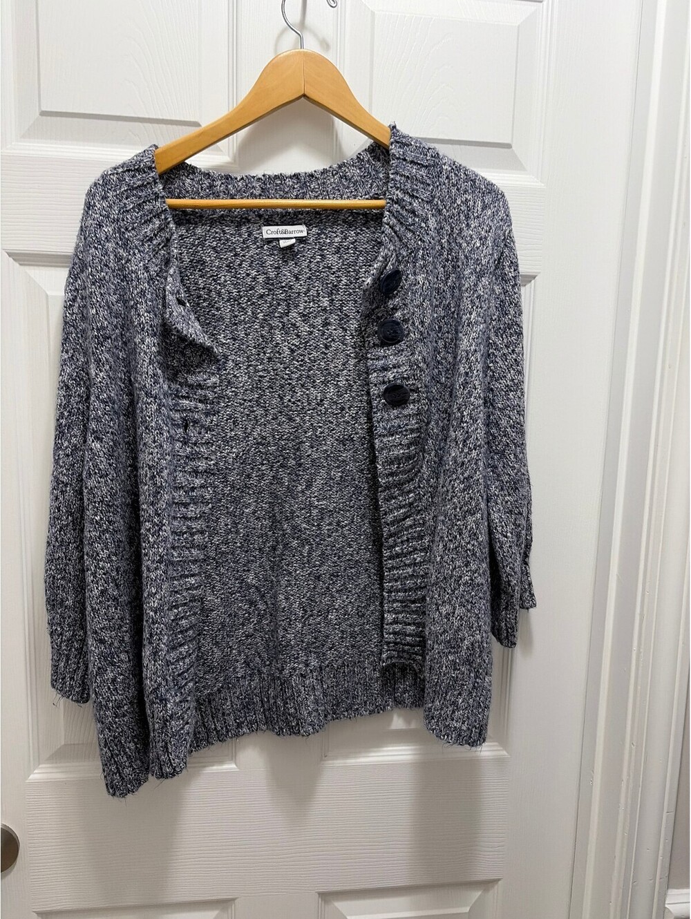Croft & Barrow Women's XL Gray Button Cardigan Sweater